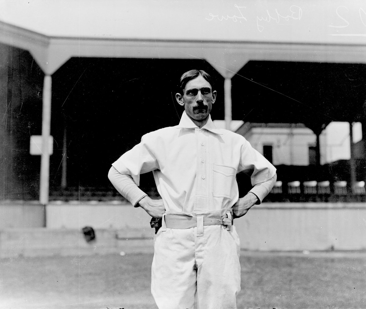 OptaSTATS's tweet photo. On Monday and Tuesday, the @astros' Jose Altuve homered 4 times in a span of 4 innings played by his team.

The only other MLB player ever to do that was Bobby Lowe on May 30, 1894, in what was the very first 4-homer game in MLB history (homered in 3rd, 3rd, 5th and 6th innings). https://t.co/dyuQBIpapC