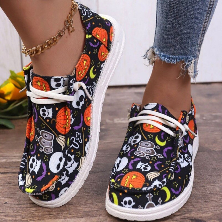 Thethurcy's tweet photo. coolest shoes in Halloween, you want some? https://t.co/8ObkoDdI1O