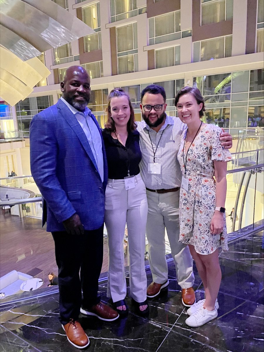 uarkbumpers's tweet photo. #AgEcon &amp; #agribusiness grad students win #AAEA national case study contest; other students &amp; prof Trey Malone recognized/place; faculty &amp; students discuss Farm Bill w/ U.S. Senate Ag Committee: https://t.co/9k32guXmWQ
#business #economics #AEAB  

#AgFoodLife https://t.co/2zGW1GM0Ni