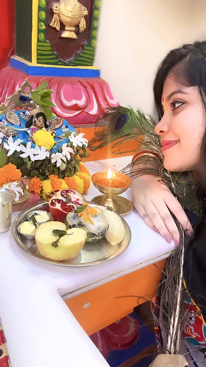 SubhasmitaSah20's tweet photo. प्रेम ही कृष्ण है। कृष्ण ही प्रेम है ।।🧿❤️ 
Happy Janmashtami ❤️ https://t.co/wzBT9R8tLw