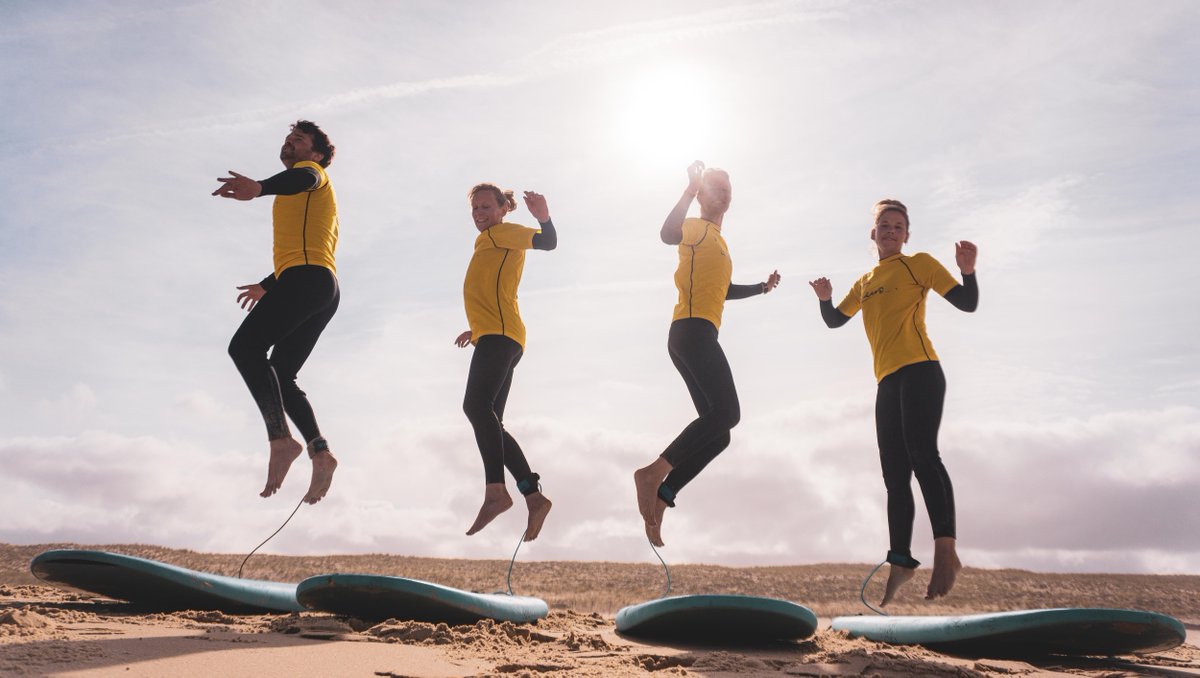 Stoked. Surf slang for that feeling after surfing. 📷️ @channahbrandsema #surfholiday at #puravidalodge #mimizan #puravidasurflodge #surfcamp #surflodge #surfcamps #holiday #surfing #mimizanplage #surf #vacation #urlaub #vakantie #puravidasurf #instatravel #stoked #surfslang