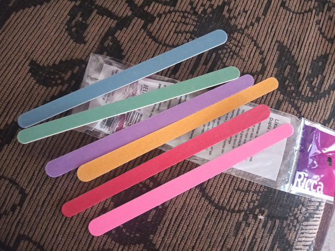 Conjunto de lixa Colors, Ricca