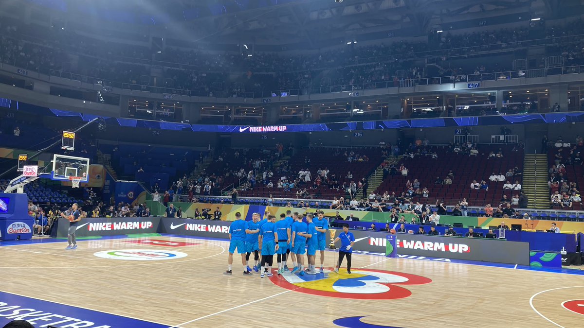 Še malo in bomo na <a href="/Val202/">Val 202</a>  spremljali košarkarski “Thrilla in Manila”! V četrtfinalu svetovnega prvenstva v košarki se bosta pomerili Slovenija in Kanada #mojtim