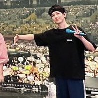 vernonewoo's tweet photo. july 2023                             september 2023🧡 https://t.co/cx8x6erRZy
