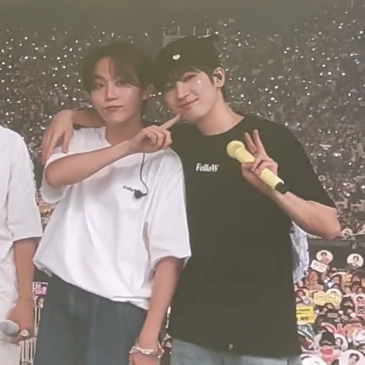 vernonewoo's tweet photo. july 2023                             september 2023🧡 https://t.co/cx8x6erRZy