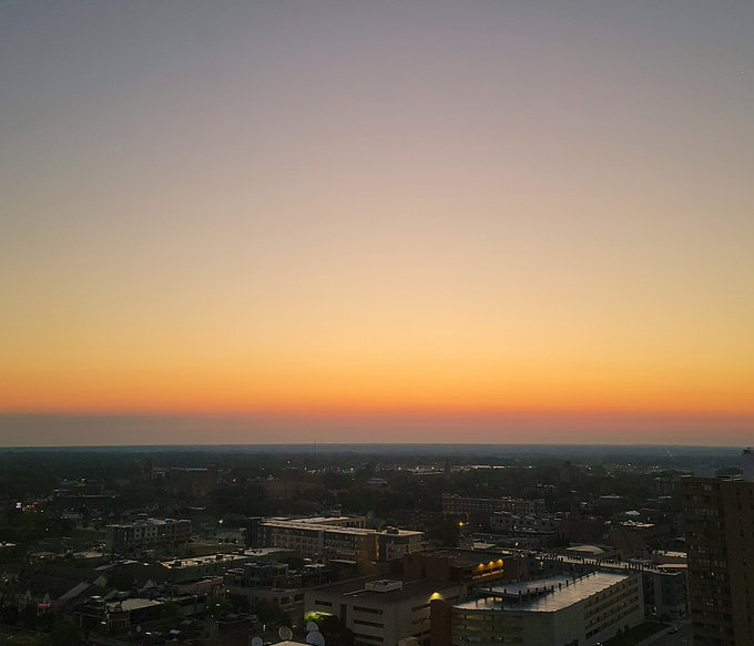 BarryVee's tweet photo. "For I the Lord thy #God will hold thy right hand, saying unto thee, Fear not; I will help thee." #Isaiah4413 @RareCat @joey_frascati @mhennessy5 @renalabue @ModiLaw @wxbywilliams @herritt_sandra @stenec @kathjf50 @danborrello https://t.co/XF2GmzF42i