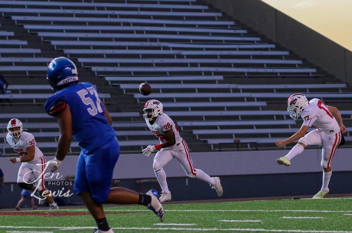 Hurricane High School Football tweet media