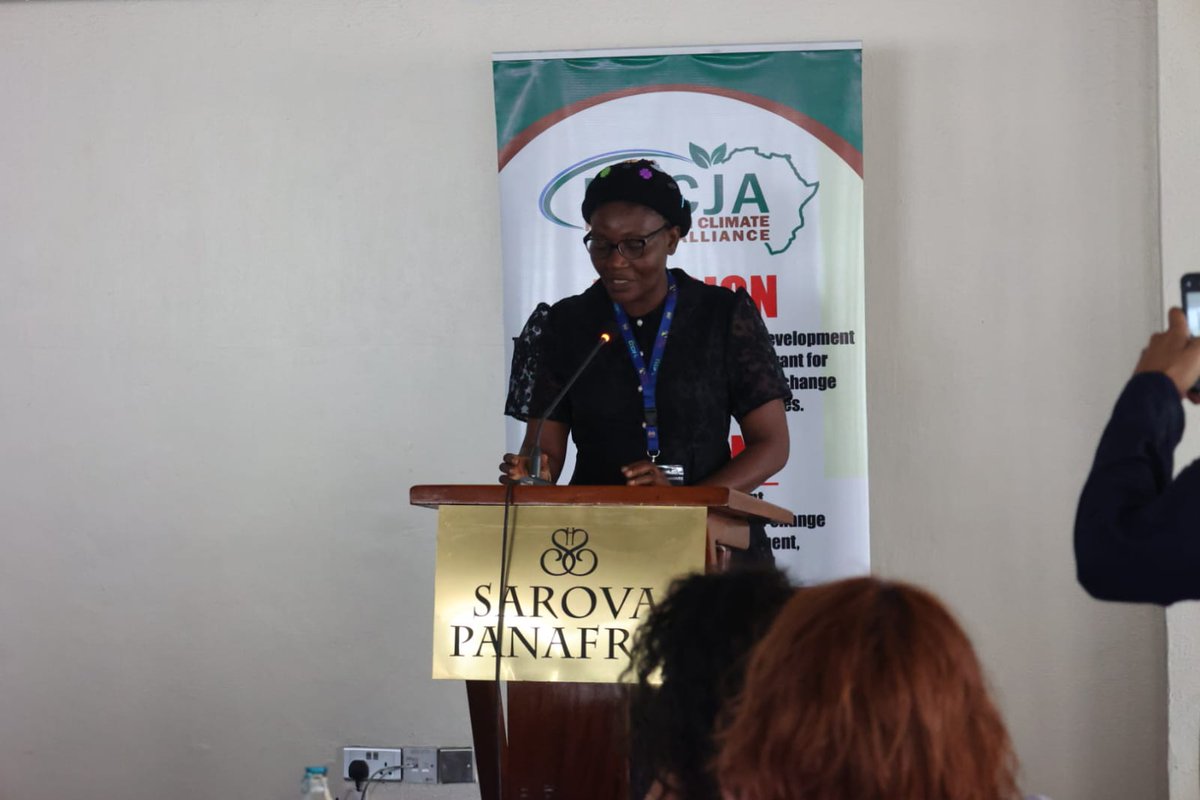 PACJA1's tweet photo. Mafalda Duarte, Executive Director of the Green Climate Fund, emphasized the need to simplify the funding process and prioritize the voices of the most vulnerable communities. #ClimateFinance #GCF #ACSweWant #Adaptation4Africa @theGCF https://t.co/bcYOxEa1gY