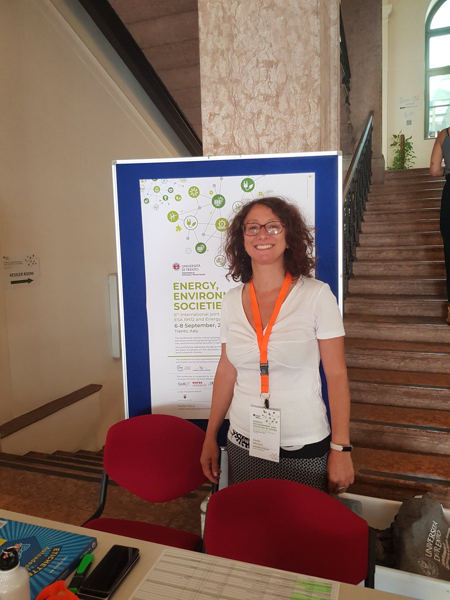 gm_mininni's tweet photo. Presentation done :) #eesc #wholepersonwholeplace #ukerc #energy #retrofitting #prs #Brighton https://t.co/BL5qjU6dJA