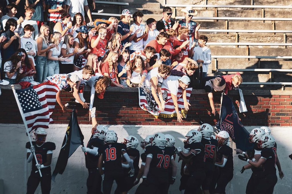 pchsstudsection's tweet image. HOME GAME THIS FRIDAY!!!

9/8: 7pm @HistoricAtwood 

V. Flint Southwestern

Theme: WHITE OUT⚪️🥥🐓