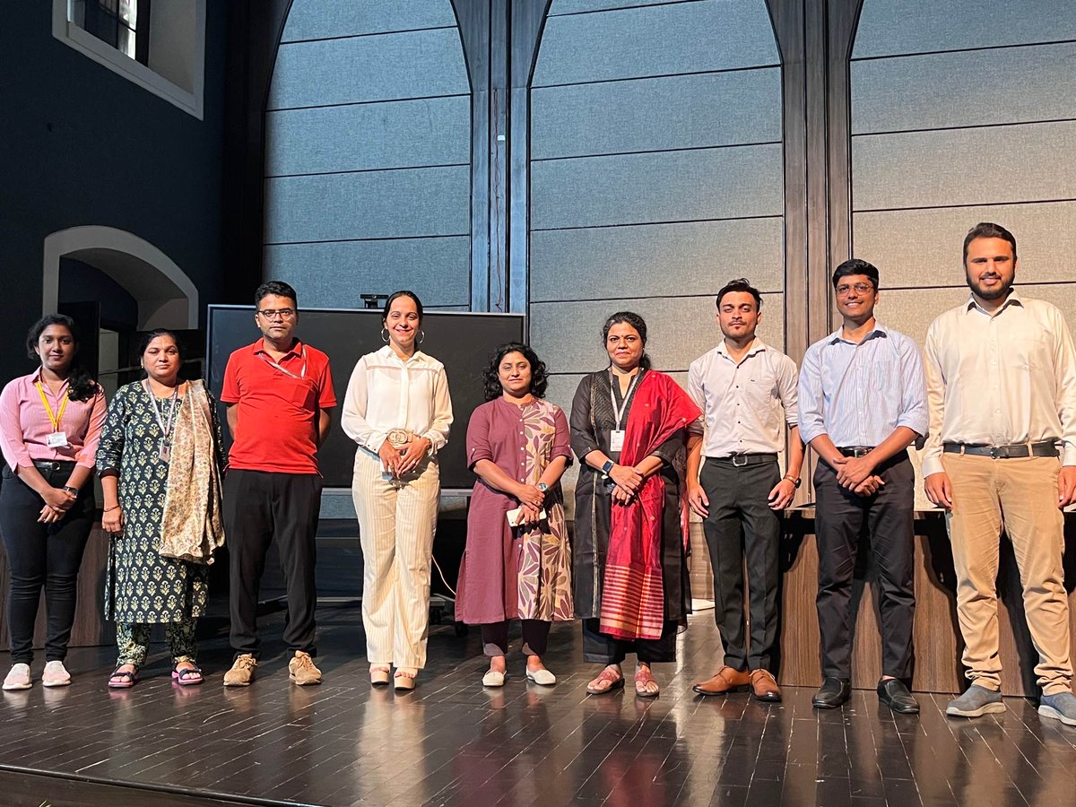 joshsoftware's tweet photo. We are absolutely thrilled to share glimpses from our inspiring Prose and Code session at Fergusson College, Pune. Thank you, Fergusson College team, for hosting us!
A shoutout to our amazing speakers, Vishwajeetsingh Desurkar and Pranav Naik
#proseandcode #joshsoftware https://t.co/0MAzwMYg3F