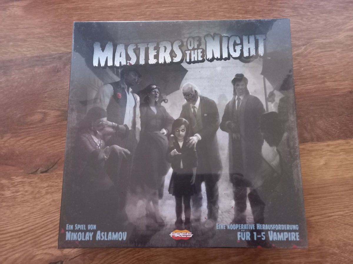 MsStandart's tweet photo. Nachdem @OneStopCoopShop das Spiel für gut befunden hatte, kam dad Angebot für 10 Euro gerade recht und ich konnte nicht nein sagen. #MastersOfTheNight 🧛♂️🧛♀️ @AresGamesSrl @Asmo_dee https://t.co/zXmbHLbTOy