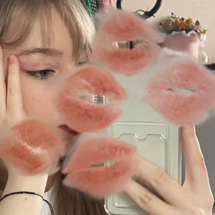 999jtcash's tweet photo. MIRROR SELFIE IDEAS

— a thread https://t.co/wSuXYDB8QM