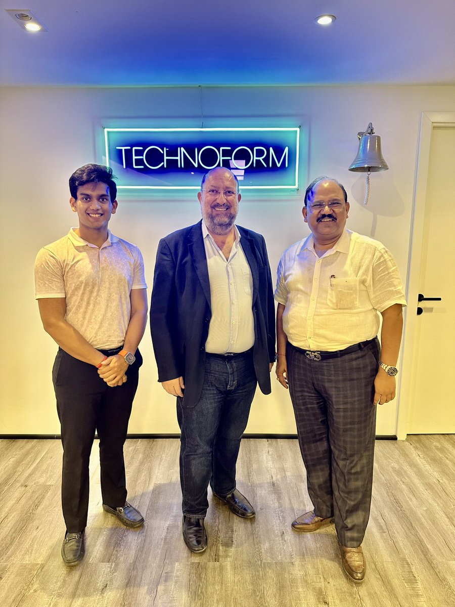 neerajkalco's tweet photo. It was a pleasure to meet my friend and Managing Director of technoform MEIA, Alex. We had a fruitful discussion about the new upcoming technologies in improving the energy efficiency of buildings
in INDIA. #msme #kalco #iia #indusninduatriesassociation https://t.co/Xzsm6jTgGG
