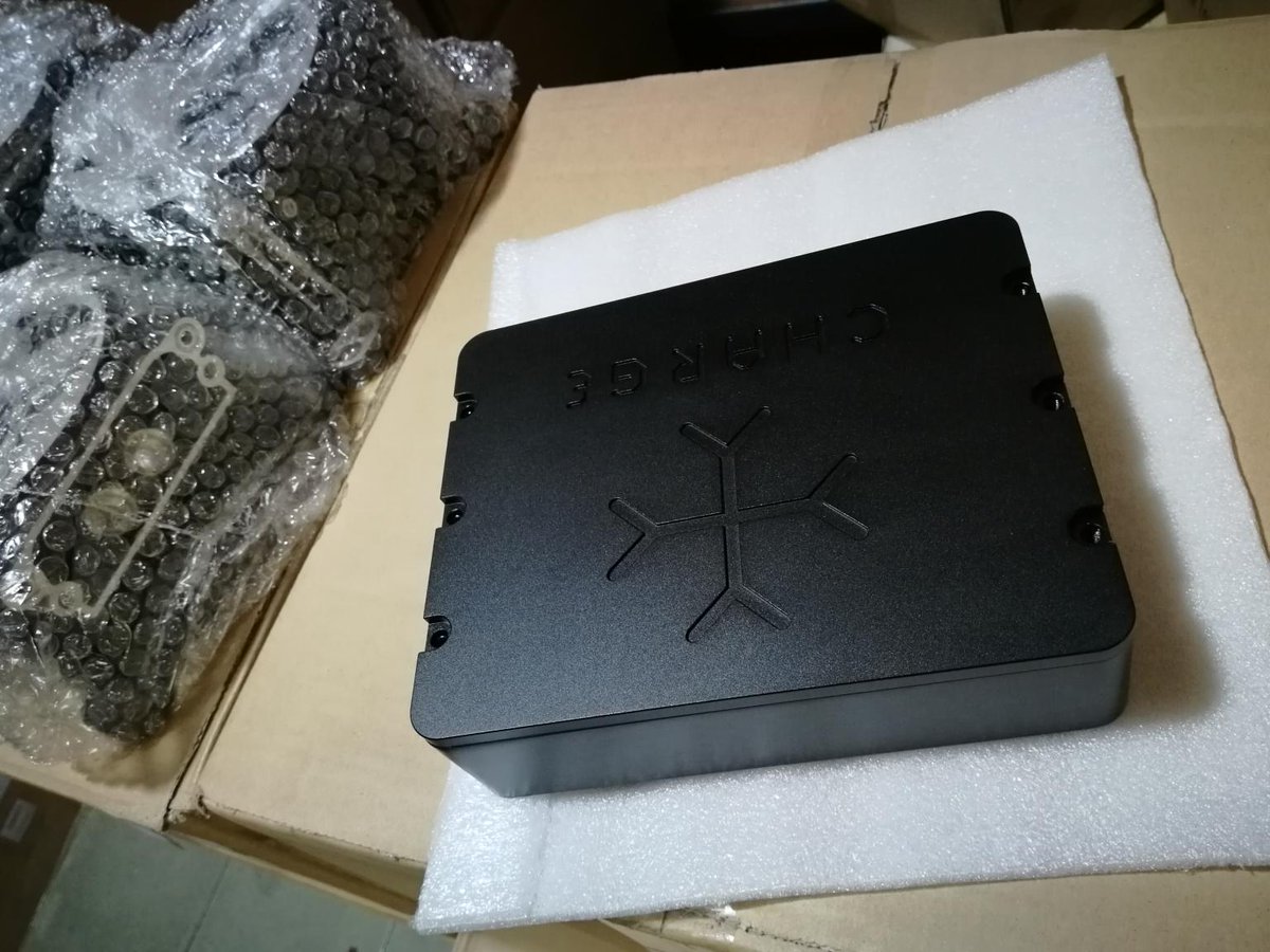 KristalLau2017's tweet image. CNC machined aluminum box, Sandblasting and Black anodizing finished.

#CNCmachinedparts
#CNCmachiningparts
#Electricbox
#Aluminumpart
#CNCmachinedaluminum
#Blackanodizing

DM if you have any inquiry with above parts.
