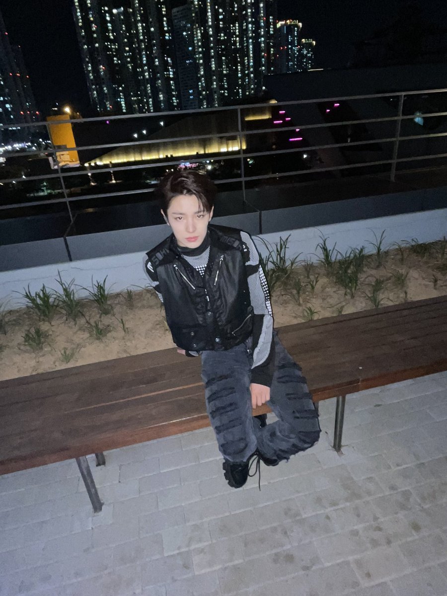 SMROOKIES tweet media