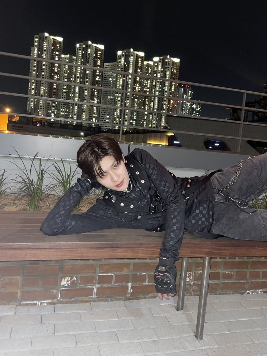 SMROOKIES tweet media