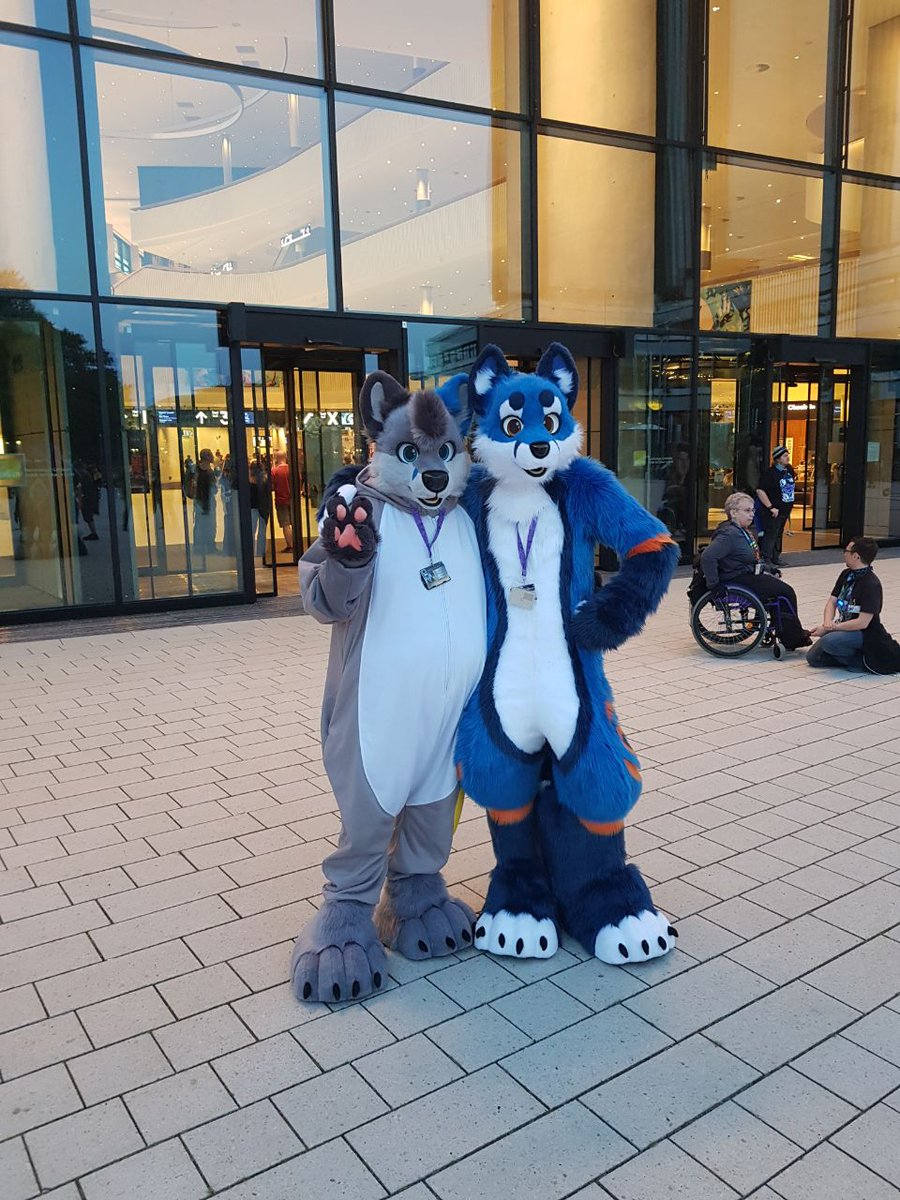 Seimei1986's tweet photo. Hey, it was neither my first con nor my first Eurofurence.  Also Sao accompanies me not the first time.  But it was the first time that I felt comfortable in my own skin and in Sao.  thank you all.
📸 by #greensythegreenwolf
Partial by #schneepardicreation 
#Eurofurence27 #CCH https://t.co/2QsDQM6rtl