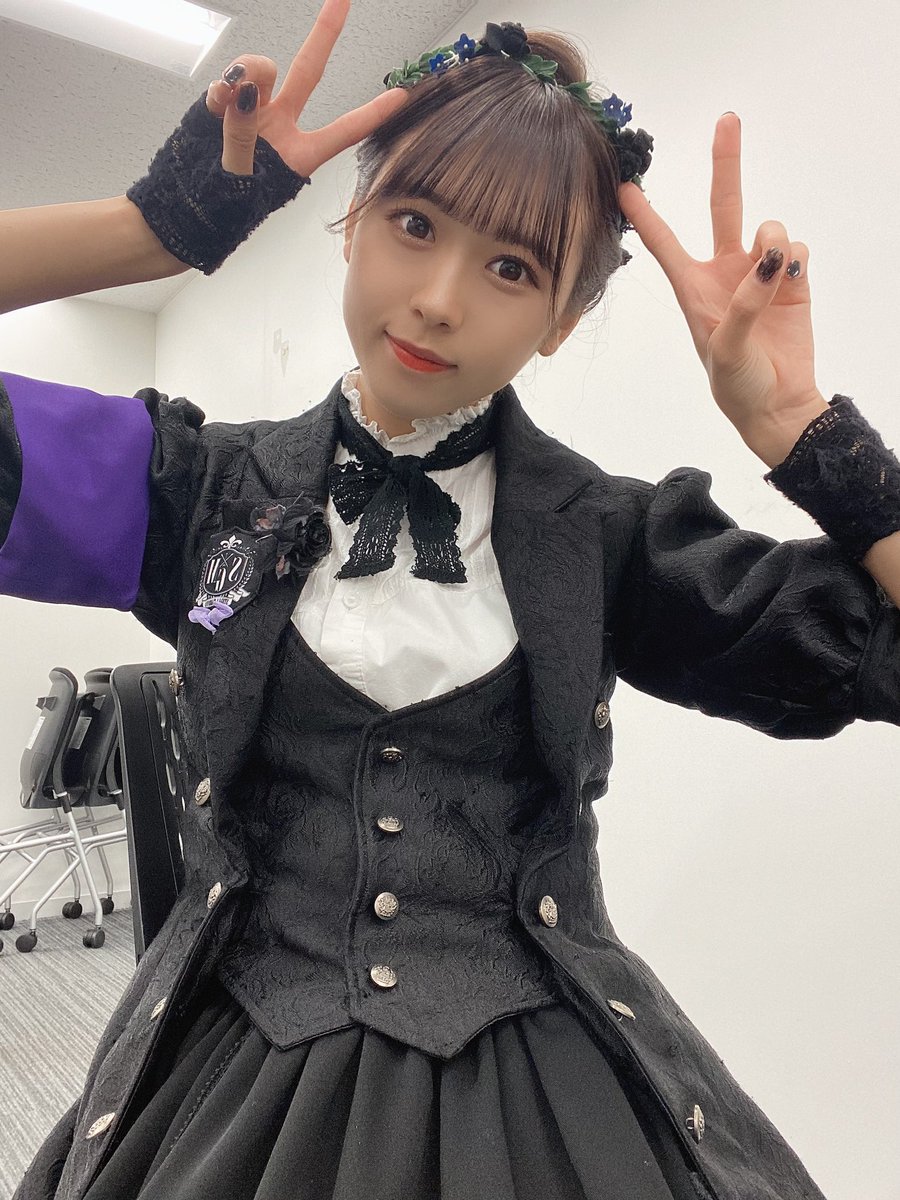 fujunbg_Merry's tweet photo. いい夢を見るのよ！！
おやすみなさい📚 https://t.co/NiUzhgna4Y