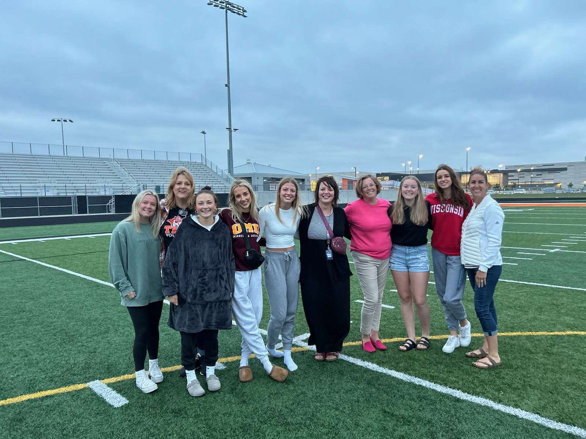 THS FAN SECTION tweet media