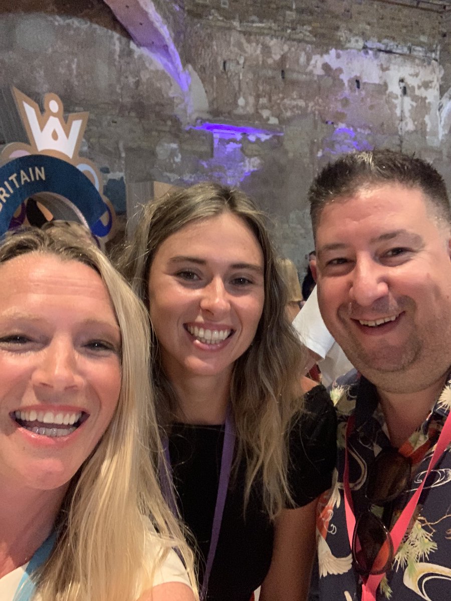 StophamVineyard's tweet photo. What a fantastic day yesterday at the @Wine_GB trade tasting event at @battersea_arts 

The room was buzzing with fellow producers, hospitality customers &amp; trade press.

Raising a glass to all the people who make this a great industry to work in 🥂🇬🇧

#WineGBTradeTasting2023 https://t.co/gaezSLKRGa