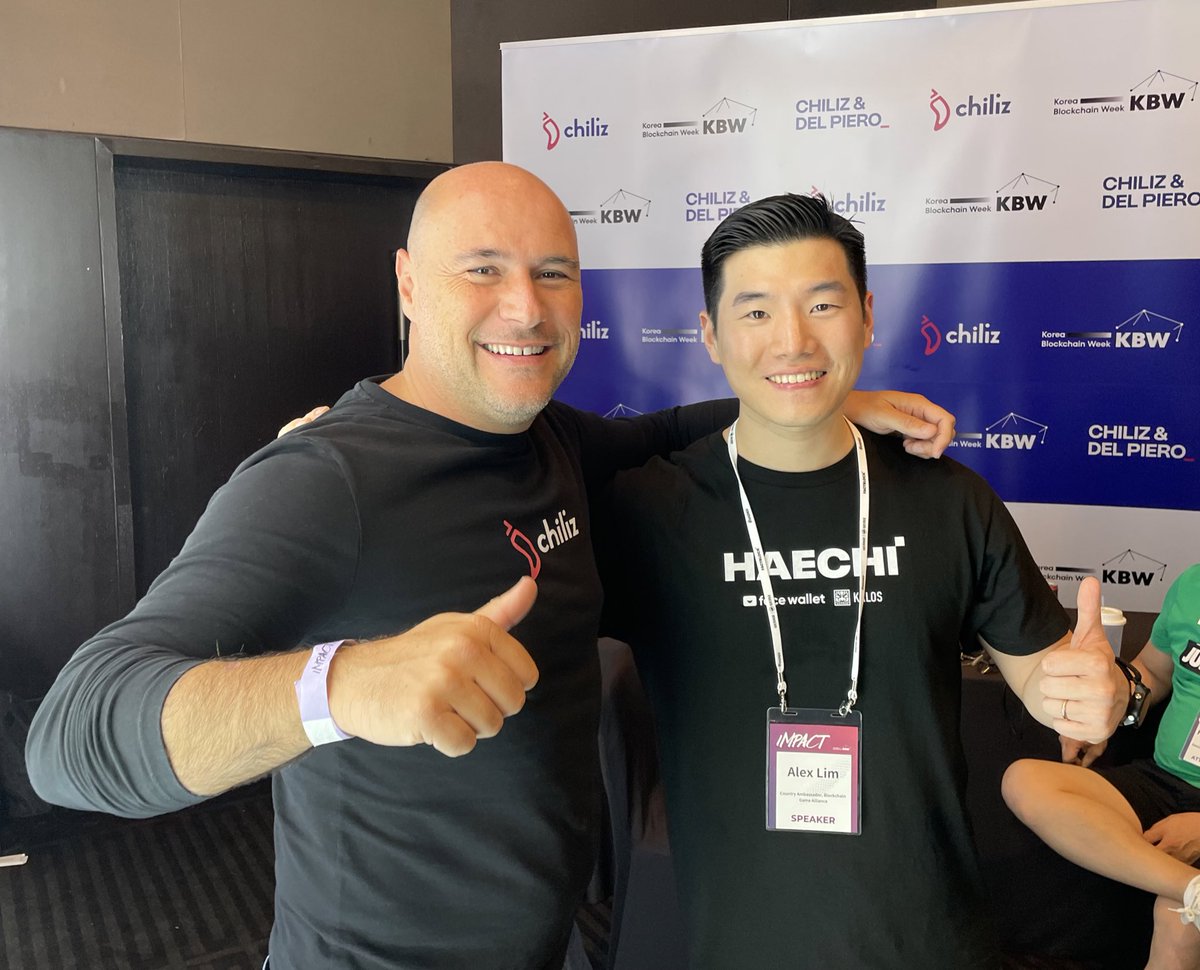 alexlimasia's tweet photo. Finally uniting with @alex_dreyfus, the creator of one of my favorite Web3 projects, @Chiliz. Let's carck open Asia together! #chz #facewallet #HAECHILABS https://t.co/Uf1Dfh3y0r
