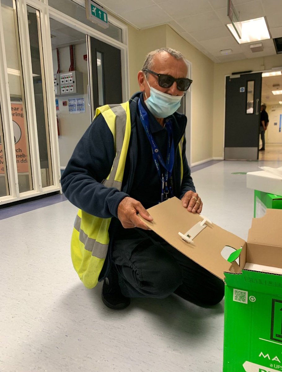 CRGHaem's tweet photo. #BloodCancerAwarenessMonth and this is one of our regular commercial couriers, Reg...He helps ship samples globally and without his help we couldn't improve treatment outcomes in trials #unsungheroe 🙏 https://t.co/z8Lq5SjGqn