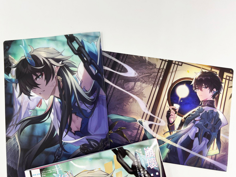 PASH!です。明日9月8日発売10月号の付録はB5サイズのクリアファイル4枚