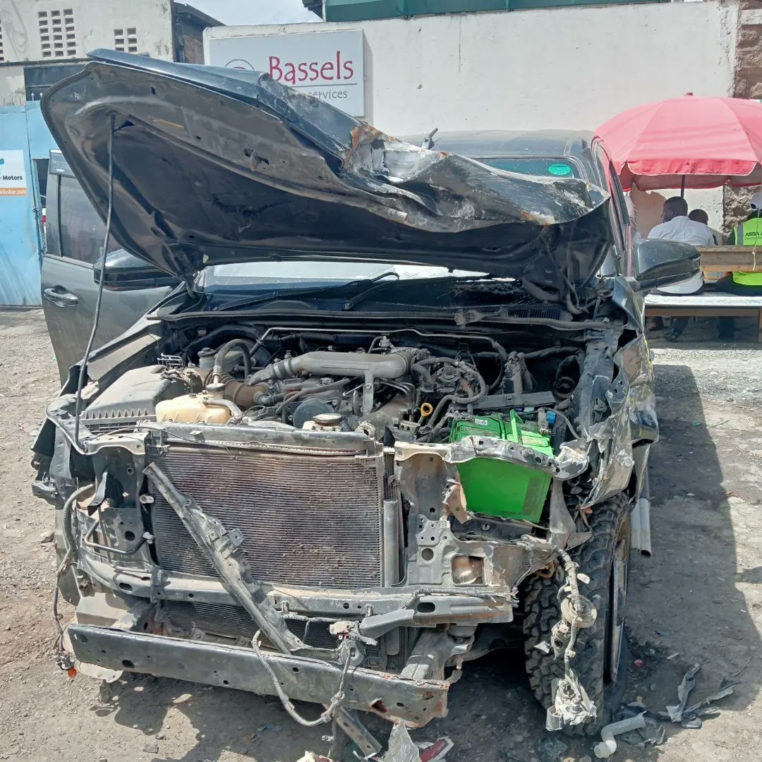 BoxNow_Auto_Ke's tweet photo. The Indestructable HILUX ππ₯ #Boxnow #BoxnowKE #SpaceYaMagari https://t.co/8Pj5aMTUTq
