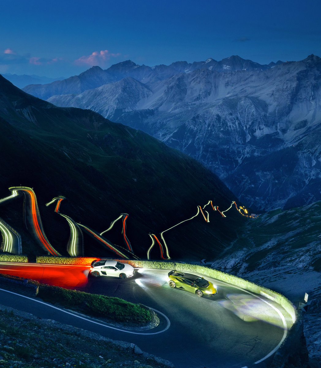 AstonParrott's tweet image. New Work. The Lamborghini Huracán Tecnica and Audi R8 GT RWD photographed for EVO. This shot was chosen for our newsstand &amp;amp; subscribers covers 🙌🏼. Go get yours subscribe.evo.co.uk