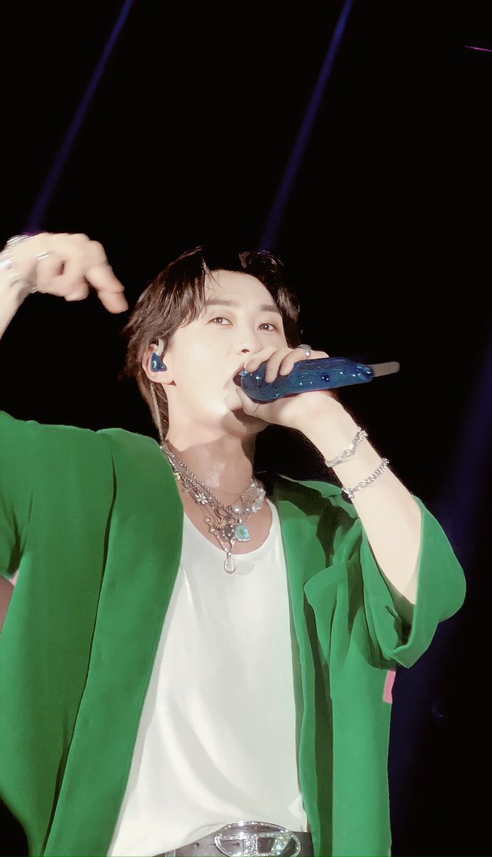 HelloHoen's tweet photo. 230902 photo by me
DElight Party in HCM 
#EUNHYUK #DElight_PartyinHCM #DnEDElightParty #DnE https://t.co/wwh3BE03dW
