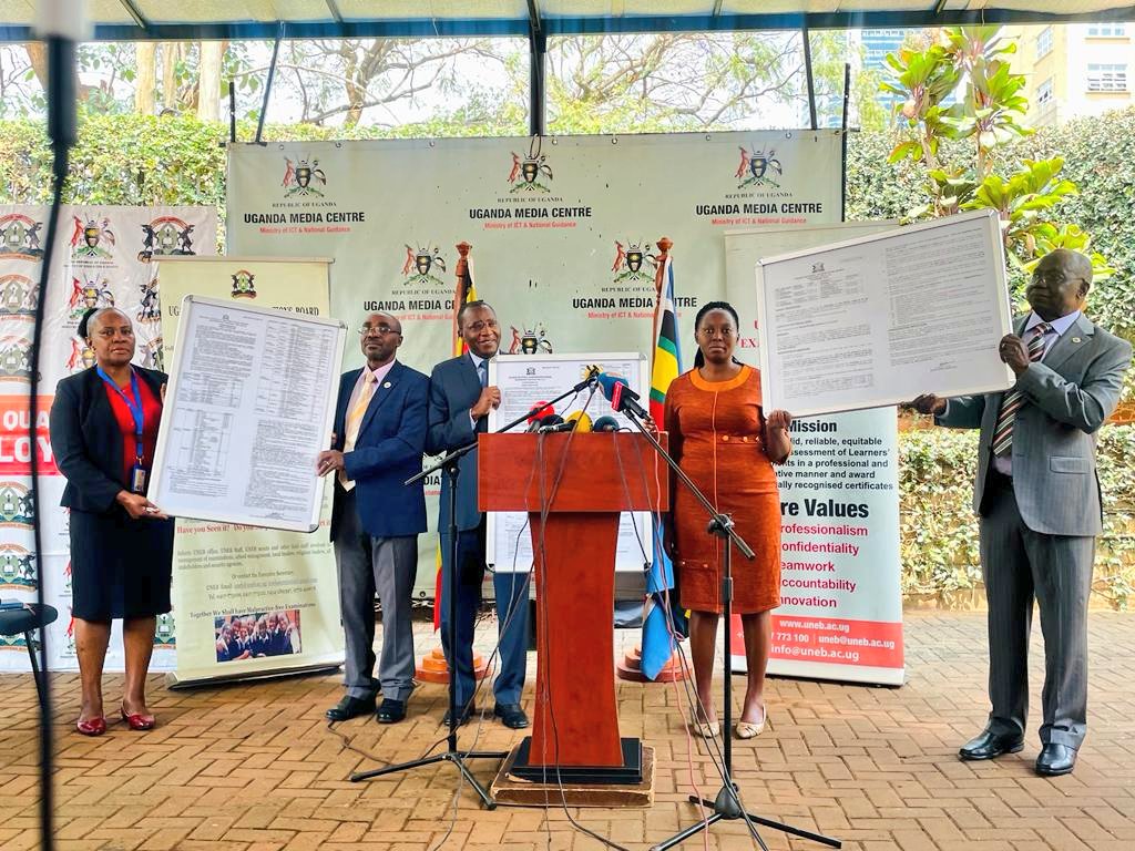 UgandaMediaCent's tweet photo. Odongo: We have just completed a countrywide pre-test of the test items, and are currently analyzing the outcome. The pretest exercise was conducted in 220 schools and involved 6,000 students | #UNEBTimetable23 https://t.co/UoVS0b4r5P