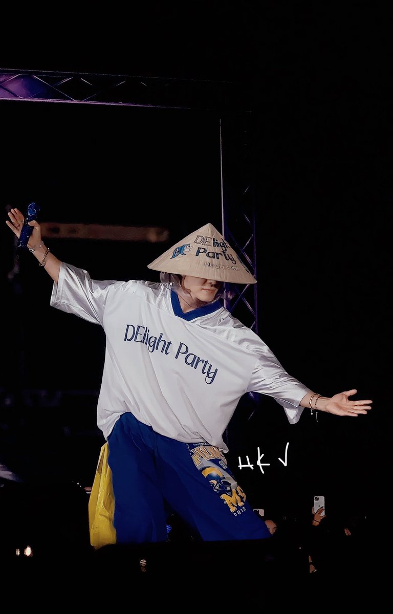 230902 photo by me
DElight Party in HCM 
#EUNHYUK #DElight_PartyinHCM #DnEDElightParty #DnE