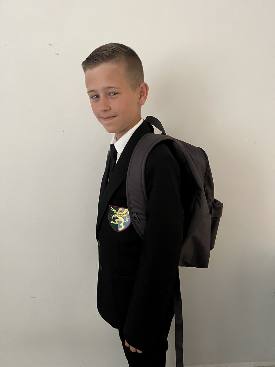 𝐾𝑎𝑦 𝐻𝑎𝑟𝑟𝑖𝑠𝑜𝑛☁️ tweet media