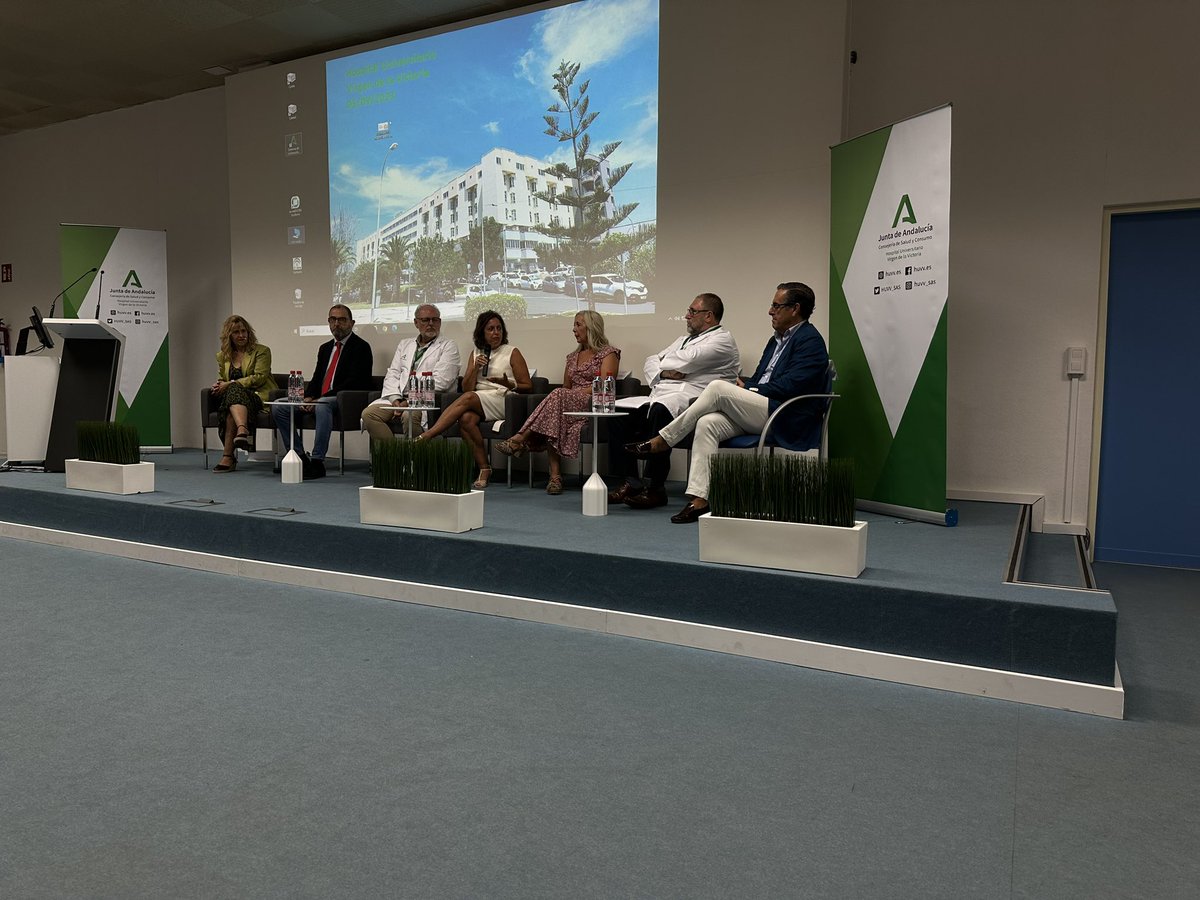 Hoy en H. Clínico de Malaga reunión informativa para el desarrollo del programa de Salud Escolar, que será estratégico y un auténtico reto.