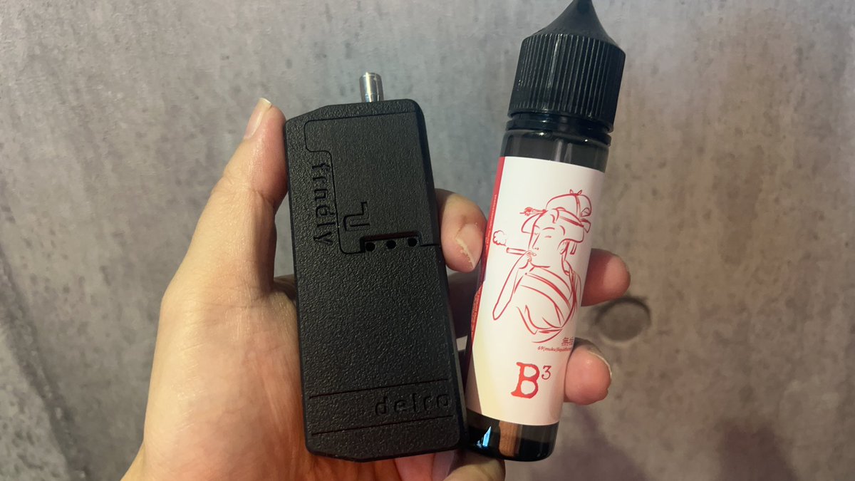 69mukuliquid's tweet photo. 拡散希望🙇‍♂️

在庫整理の為B3お安くなっております🫡

#69Liquid #69liquidfactory #vape #vapeが好きな人と繋がりたい #b3 https://t.co/rFedK07qQE