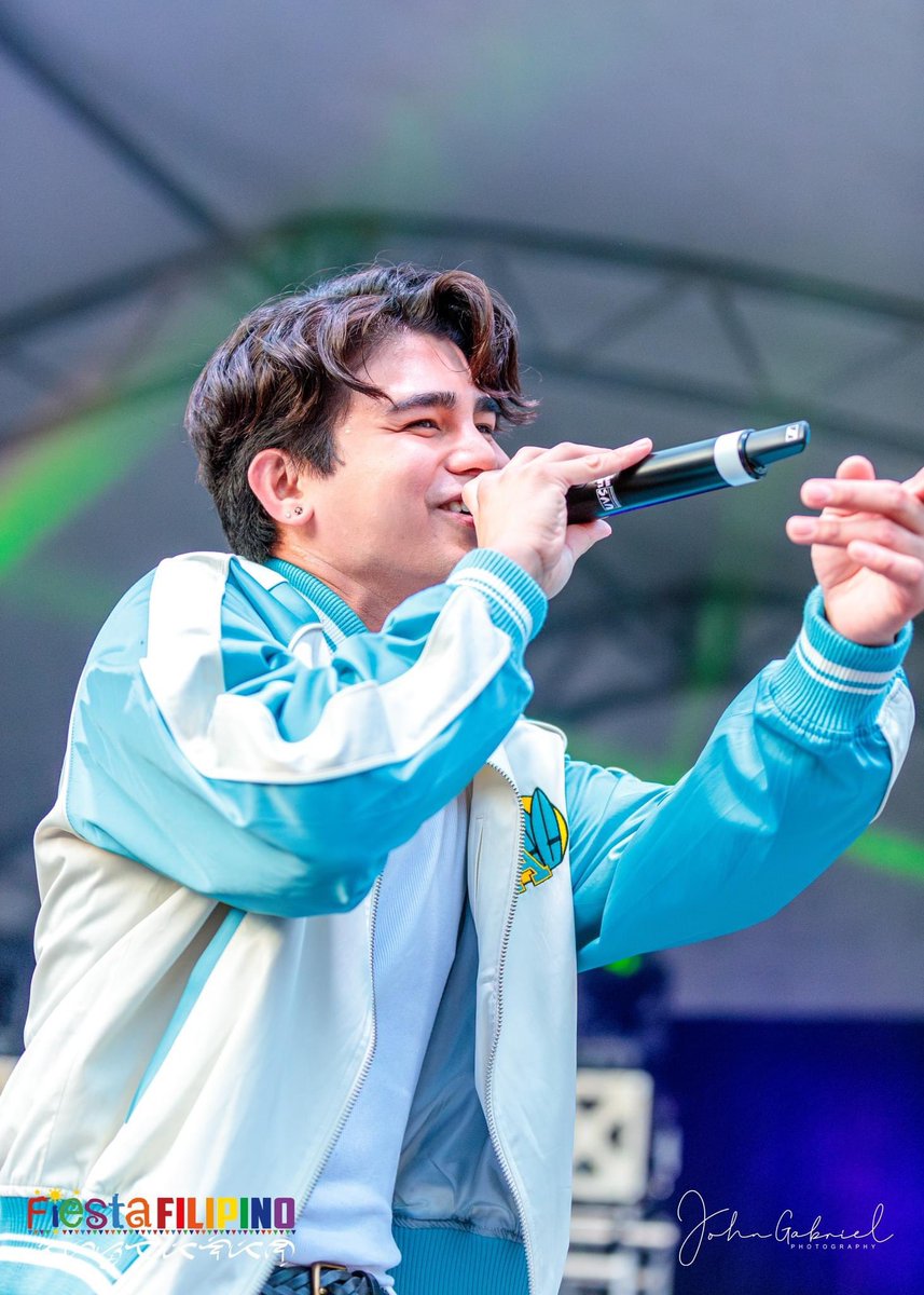 FiestaYYC's tweet image. Part 3 of Jam-packed Saturday
Day 2 - September 1st
@InigoDPascual filled the Olympic Plaza with an ocean of people. Our numbers just keep getting bigger each year.