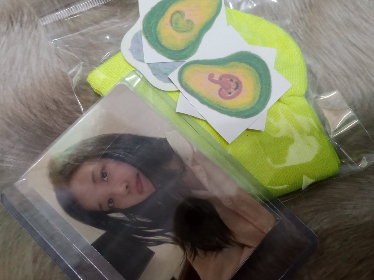_everieee's tweet photo. ₊˚⊹♡ #avemails

      iu pc came homee ‼️‼️ ueueuuee so muchh sparks, thank you so muchh for the smooth transaction, sa susunod po ulit ^^

@kiwiuaena https://t.co/oFNvIEuVL3