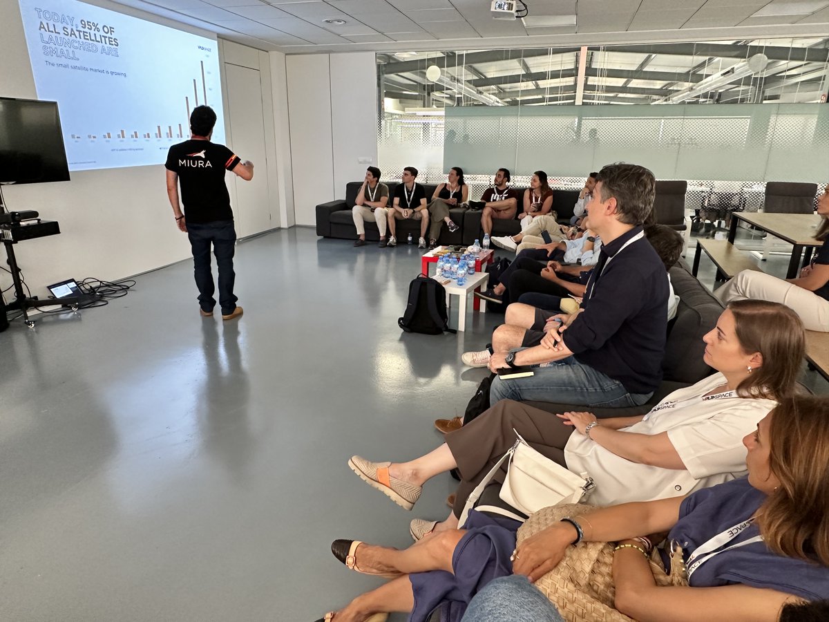 Fundación Rafael del Pino (@frdelpino) on Twitter photo ✨ La Red FIE, formada por los alumnos de workshop que organizamos en el <a href="/MITSloan/">MIT Sloan School of Management</a> cuenta entre sus miembros con los + destacados emprendedores y profesionales d la innovación en España. En esta red se comparten experiencias, la última, la visita a las instalaciones d <a href="/PLD_Space/">PLD Space</a> ✨ La Red FIE, formada por los alumnos de workshop que organizamos en el <a href="/MITSloan/">MIT Sloan School of Management</a> cuenta entre sus miembros con los + destacados emprendedores y profesionales d la innovación en España. En esta red se comparten experiencias, la última, la visita a las instalaciones d <a href="/PLD_Space/">PLD Space</a>