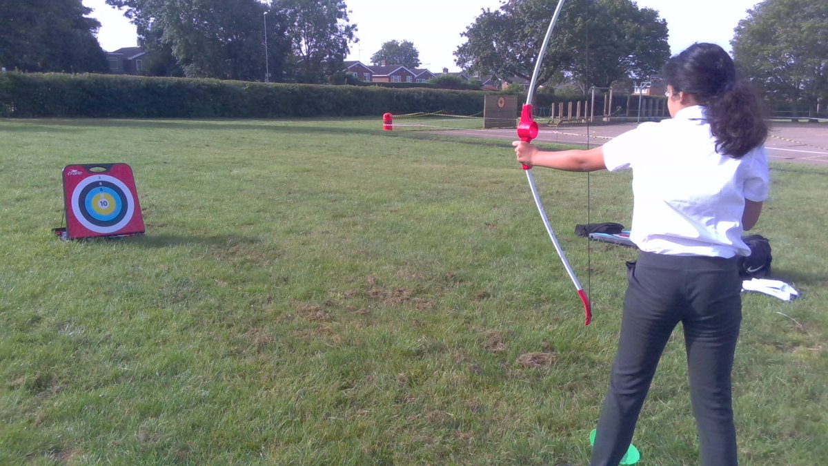 SunnysideAcad's tweet photo. Year 6 had a great time with the archery taster session this morning, thank you @FreestyleSport5 🏹"I liked trying to improve my score each time," Ali. "It was nice to try something new," Lucille. https://t.co/QNE7uM5FbC