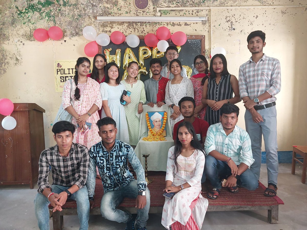 BijoyGhoshAmi's tweet photo. Celebrating Teachers day on 5th September 2023, Department of Political Science, University of North Bengal 💖. https://t.co/rhrkhuxMj8