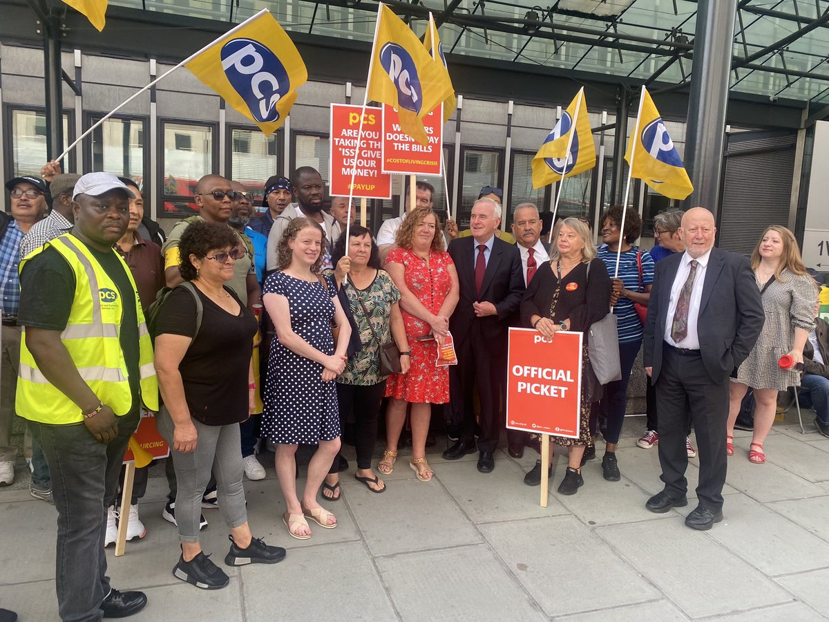 Solidarity with PCS members on strike this week who are employed by outsourced contractor ISS at 3 government departments. ISS made profits that they've shared among their board, while almost 100 cleaners, security guards & support staff have been treated appalling. #PCSonstrike