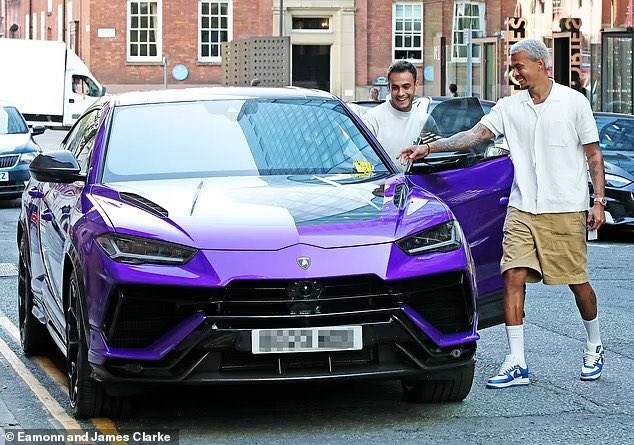 UtdPlug's tweet image. Sergio Reguilon with Dele Alli in Manchester. [@MailSport]