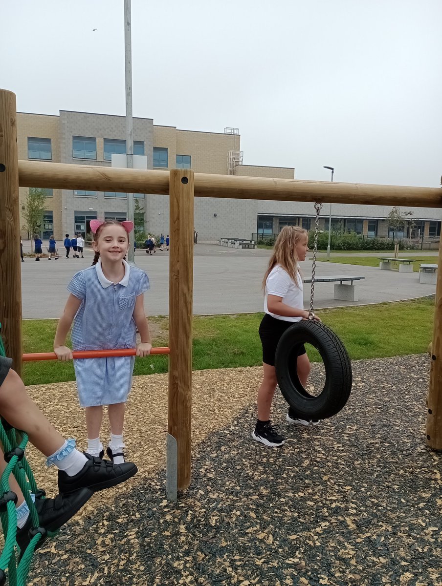 BroadacreSch's tweet image. Our School Councillors have loved testing the brand new, amazing play equipment that was installed over the Summer.  #UsingOurImagination #SummerDays