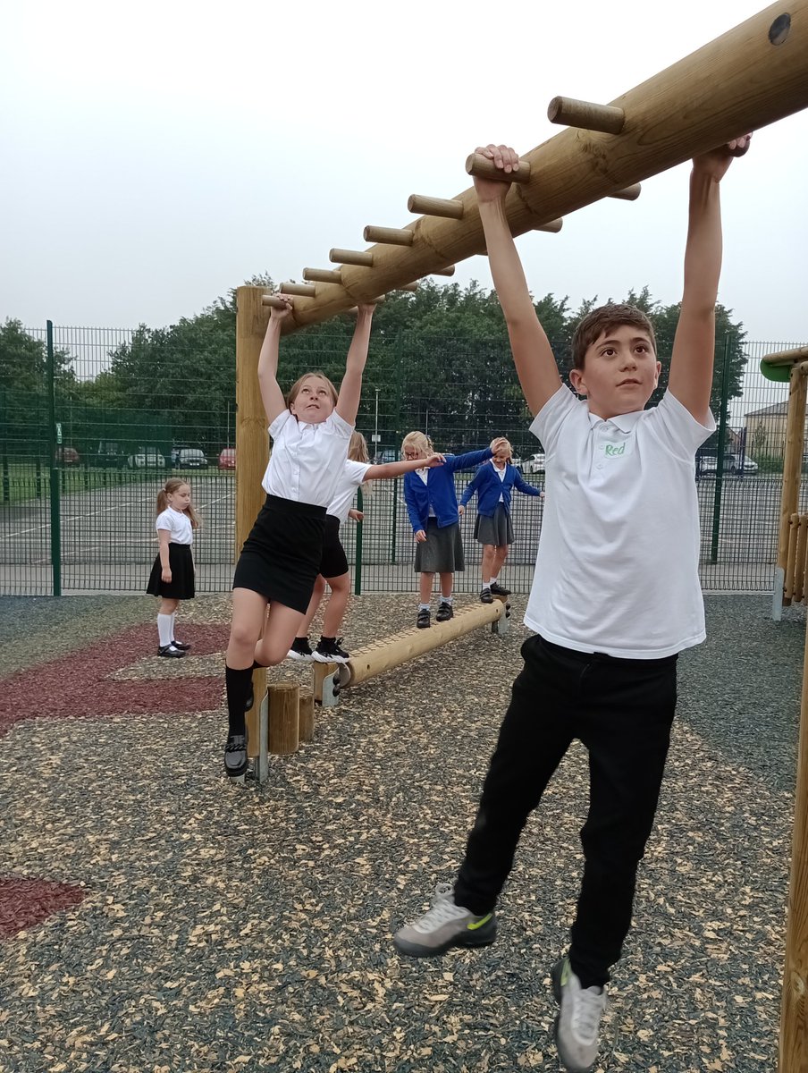 BroadacreSch's tweet image. Our School Councillors have loved testing the brand new, amazing play equipment that was installed over the Summer.  #UsingOurImagination #SummerDays