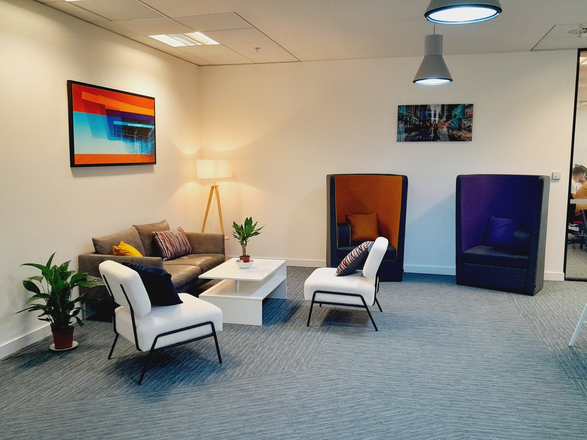 BEoffices's tweet image. Breakout space doesn't come any better than this! Discover the epitome of sophistication at our private wing in Paddington. Indulge in stunning views of London and unlock our fantastic all-inclusive deals! 
🏢 bit.ly/2E3B0mO
#LondonLuxury #OfficeVibes