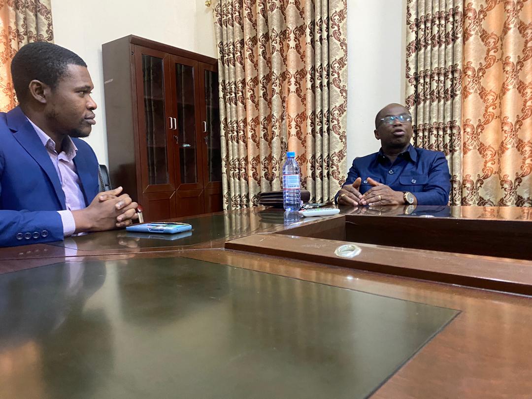 MgtStudiesUMaT's tweet photo. Ing. Isaac Boakye Aduenin, Senior Manager-Engineering at AngloGold Ashanti, Iduapriem Mine an Industrial Partner paid a courtesy call on the Department of Management Studies. https://t.co/9s3lkdhVnh