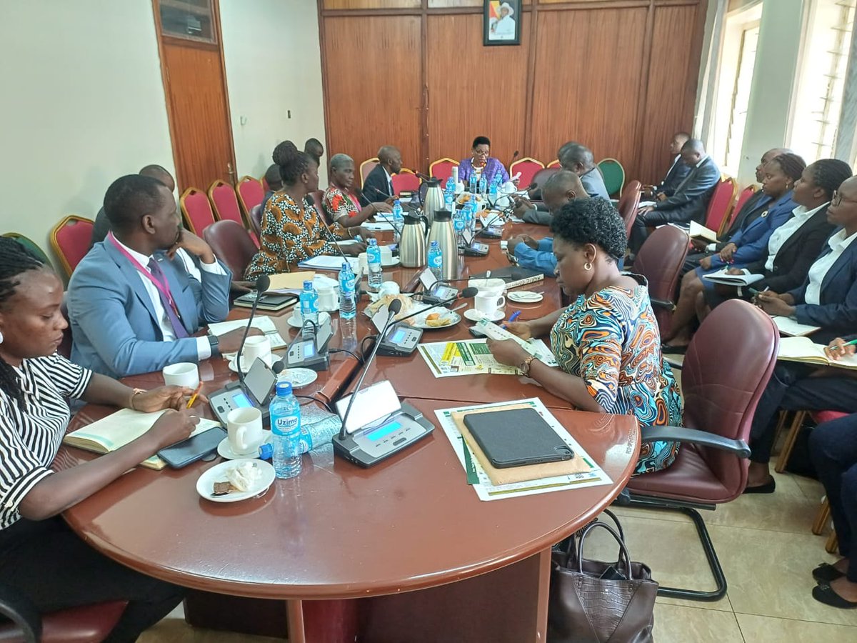 UBBC Presenting a Briefing Paper on “The Role of Biotechnology in addressing the Aflatoxin Challenge in Uganda” to Parliamentary Committee on Agriculture, today 6th September 2023.
#UNCST
#Biotechbiosafety
#parliamentsession