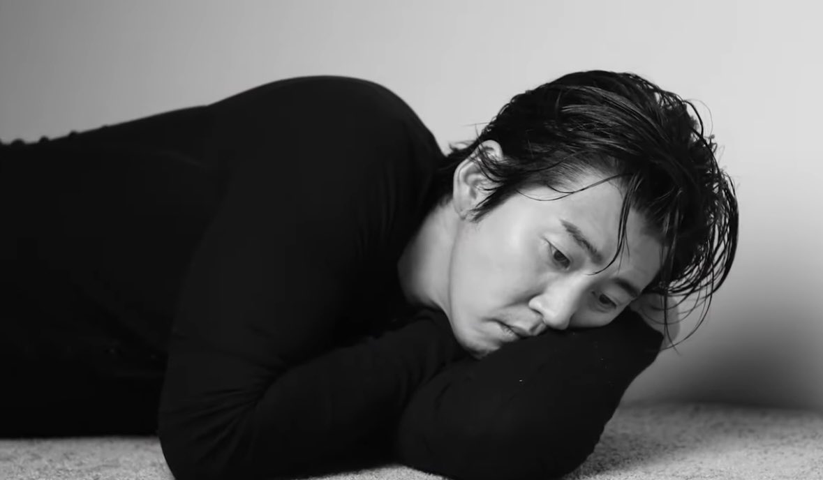 YoongKye's tweet photo. 윤계상 배우 '보그' 9월호 SKETCH FILM🎞 https://t.co/EMT4R0Aswc - @YouTube https://t.co/QrVSVZOLYe