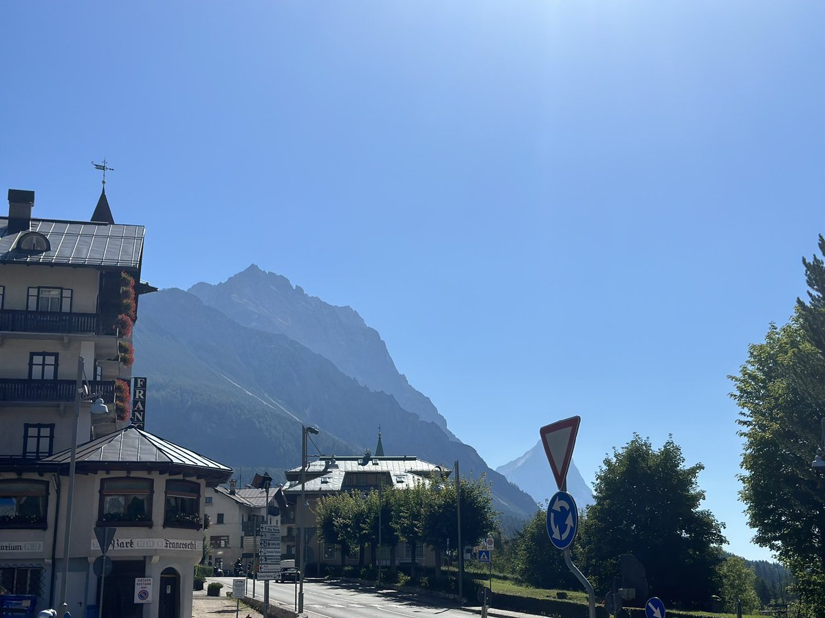 A beautiful day in Cortina !